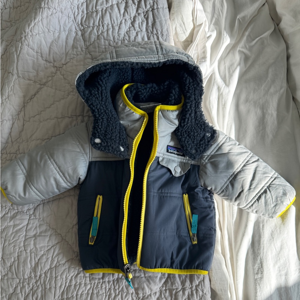 Patagonia reversible baby puffer